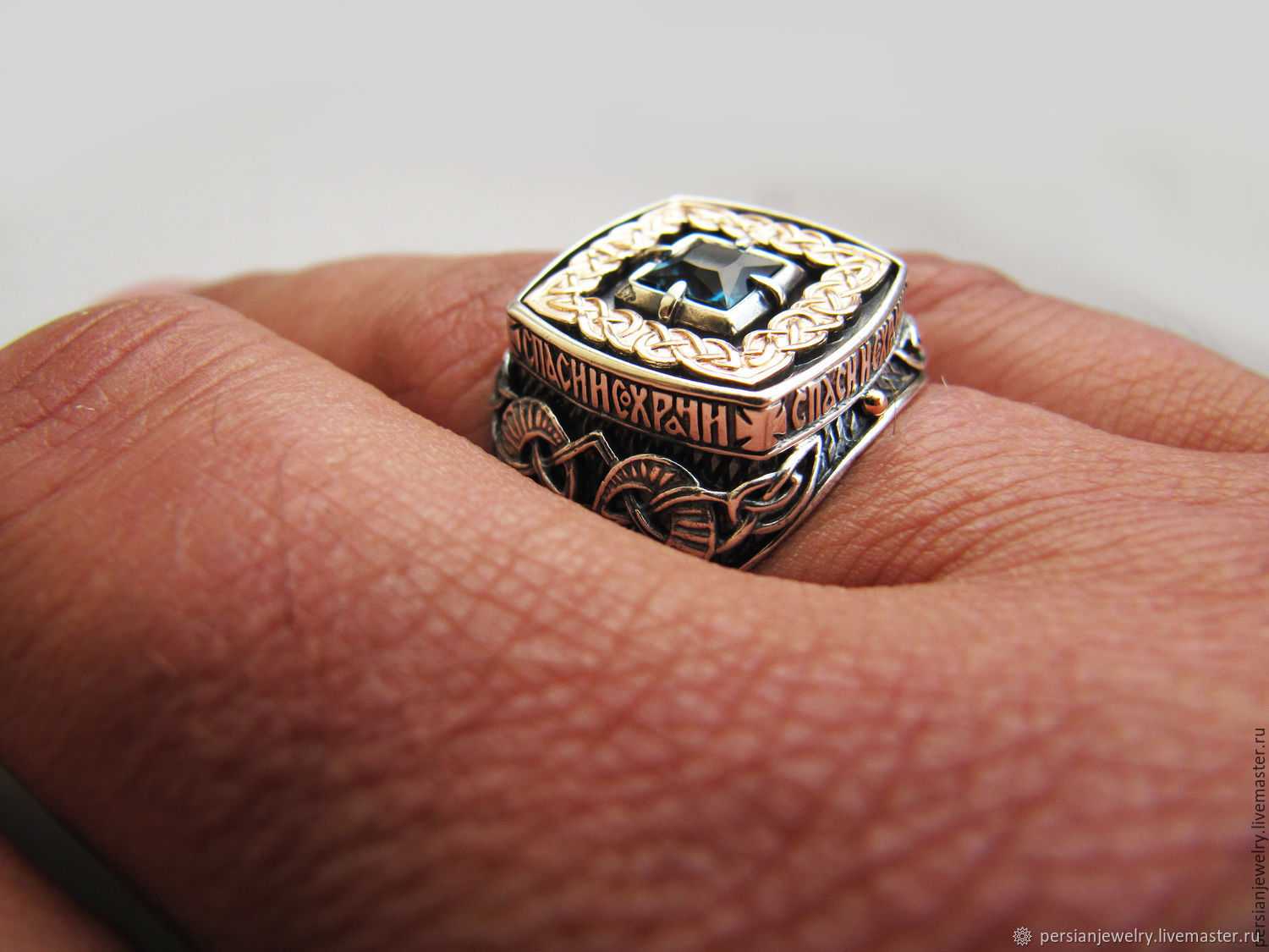 На какой руке и на каком пальце носить кольцо чтобы привлечь удачу, любовь или деньги?