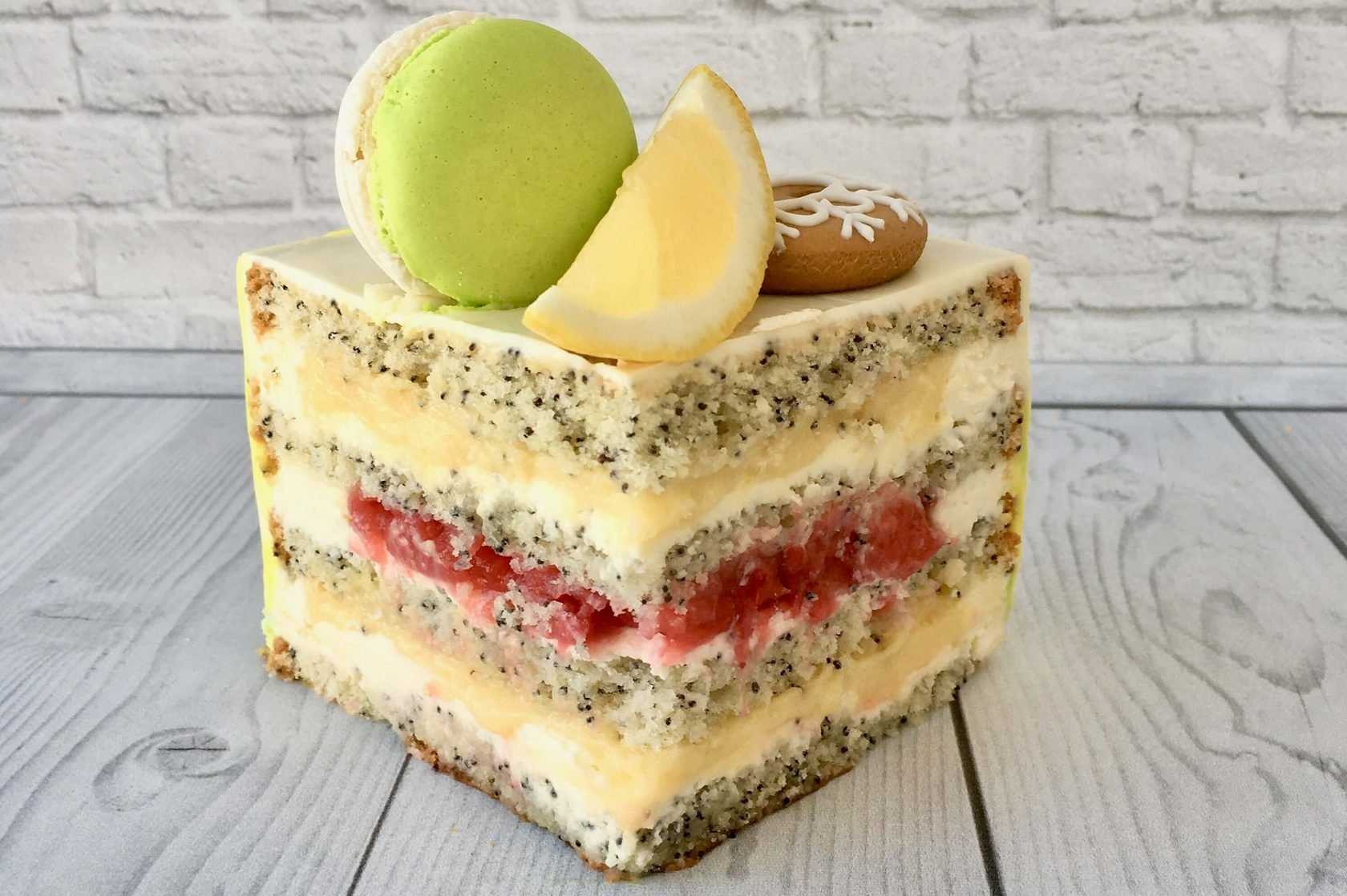 Клубничный торт, рецепт с фото пошагово