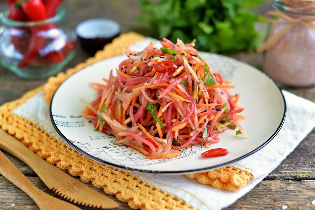 Салат с морковью – подборка лучших рецептов