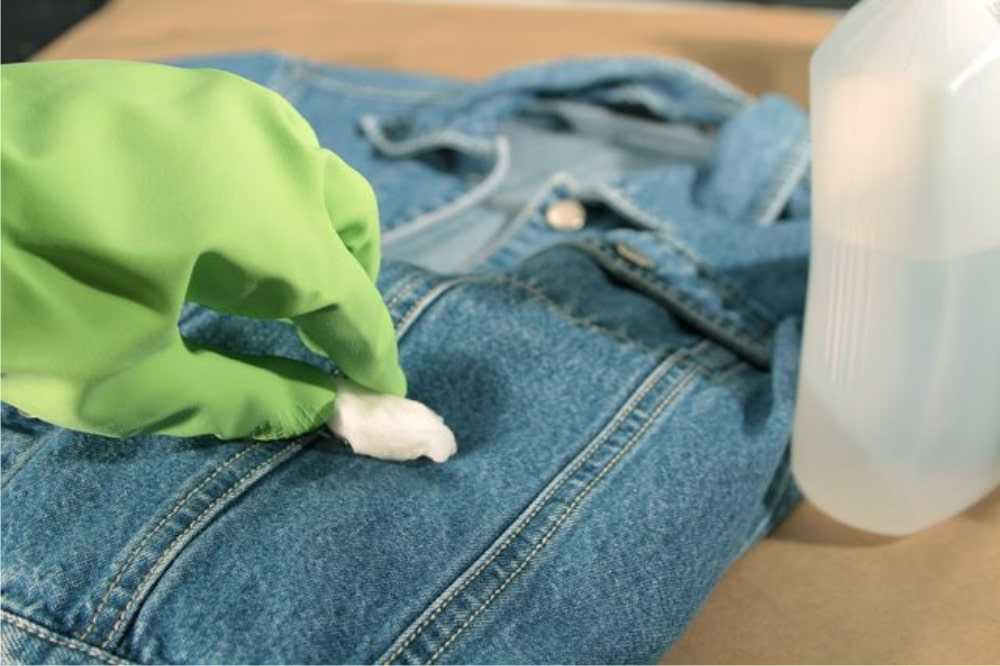 Как отстирать пятна от травы на одежде: возможности домашней химчистки
