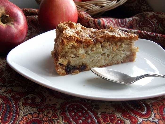 Диетическая шарлотка с яблоками: рецепты из овсянки или геркулеса и цельнозерновой муки