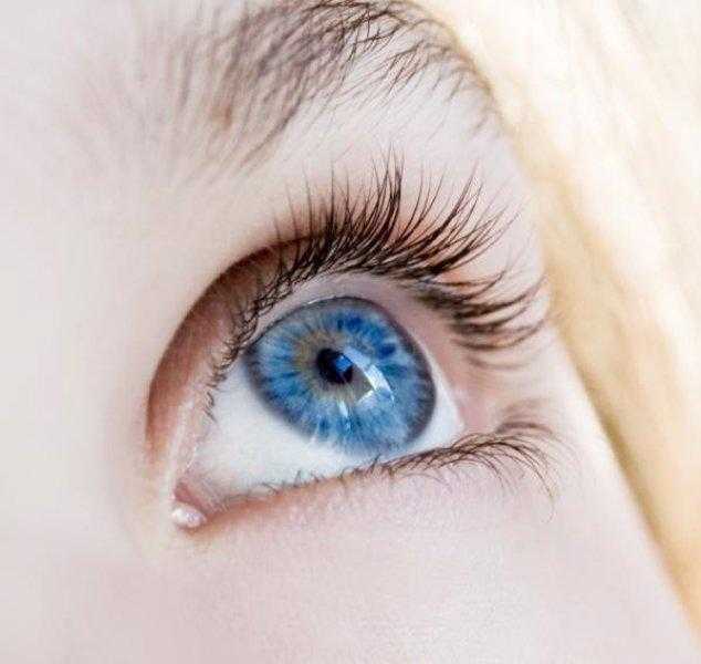 Красивый макияж для голубых глаз на каждый день и не только (светлых и темных волос)