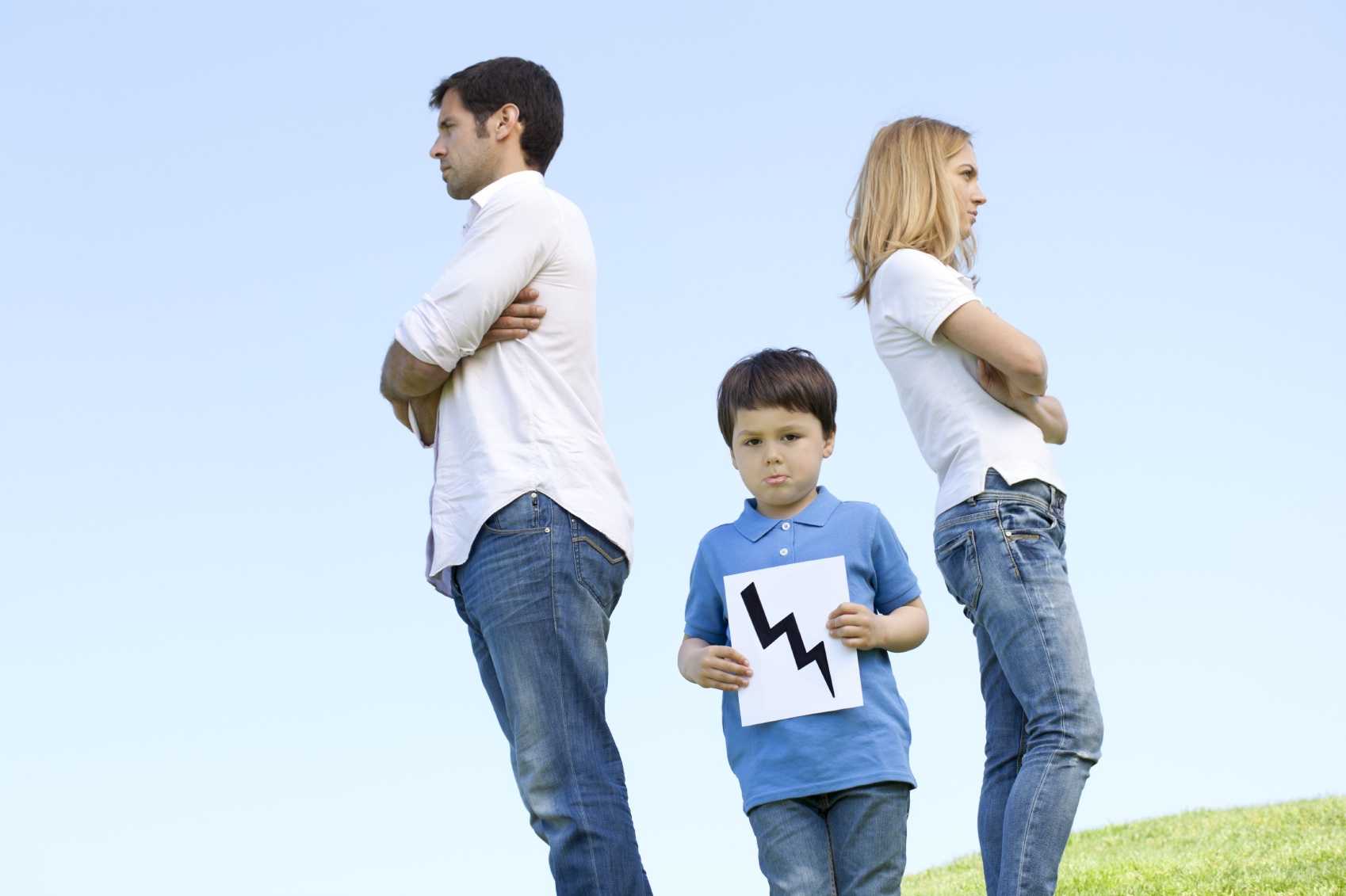 Родительское отношение к ребенку: определение и типы