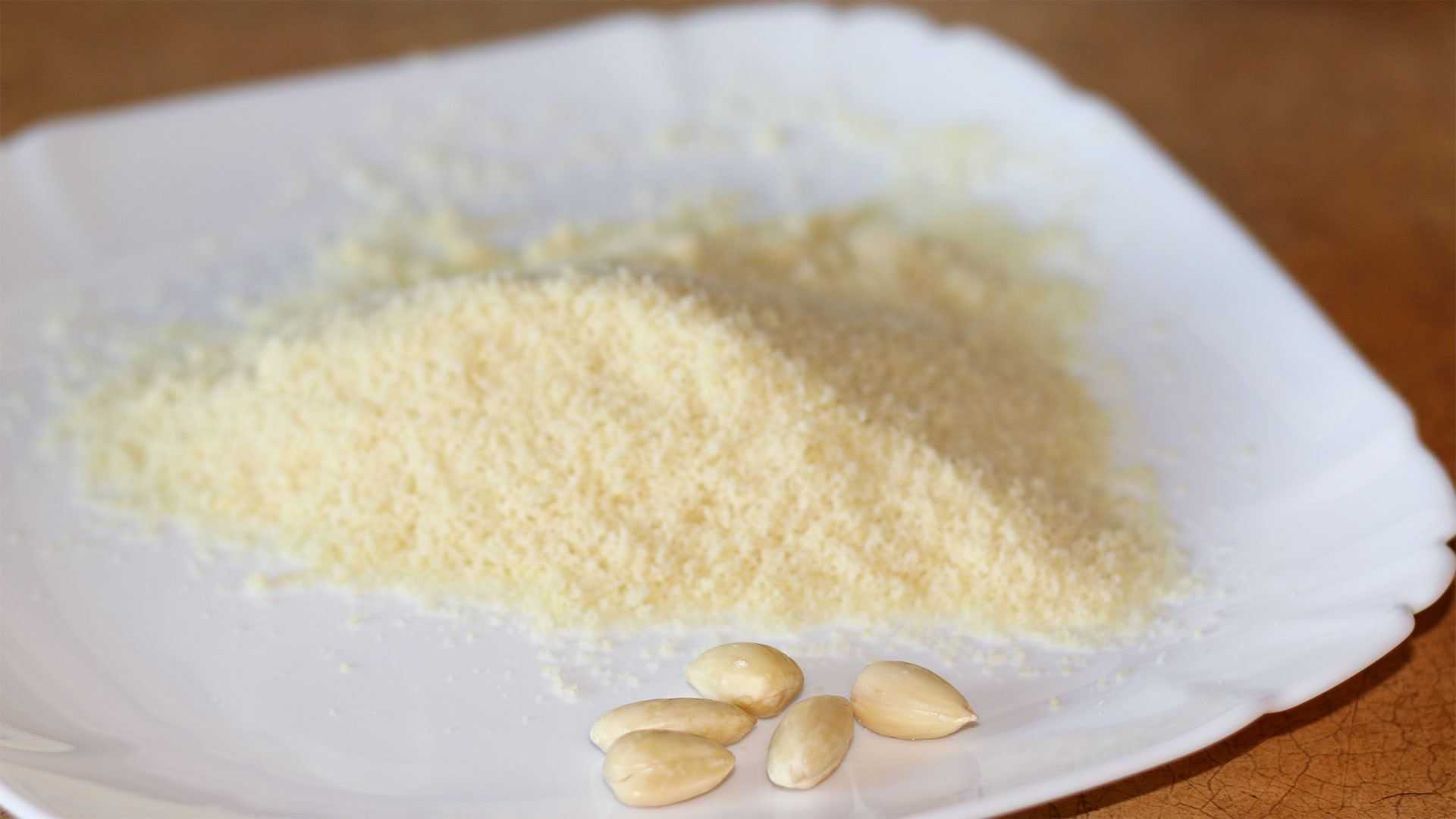 Как сделать ореховую муку из миндаля, фундука и арахиса