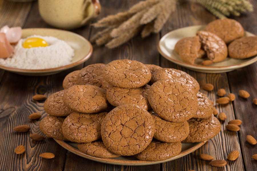Миндальное печенье : рецепт классический и история появления блюда