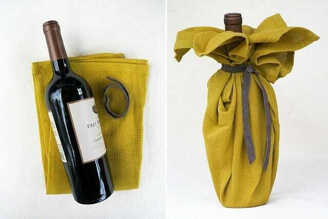 Как красиво упаковать бутылку в подарок - 12 идей