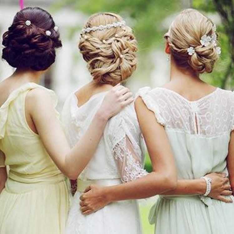Какую прическу сделать на свадьбу к подруге на средние волосы своими руками