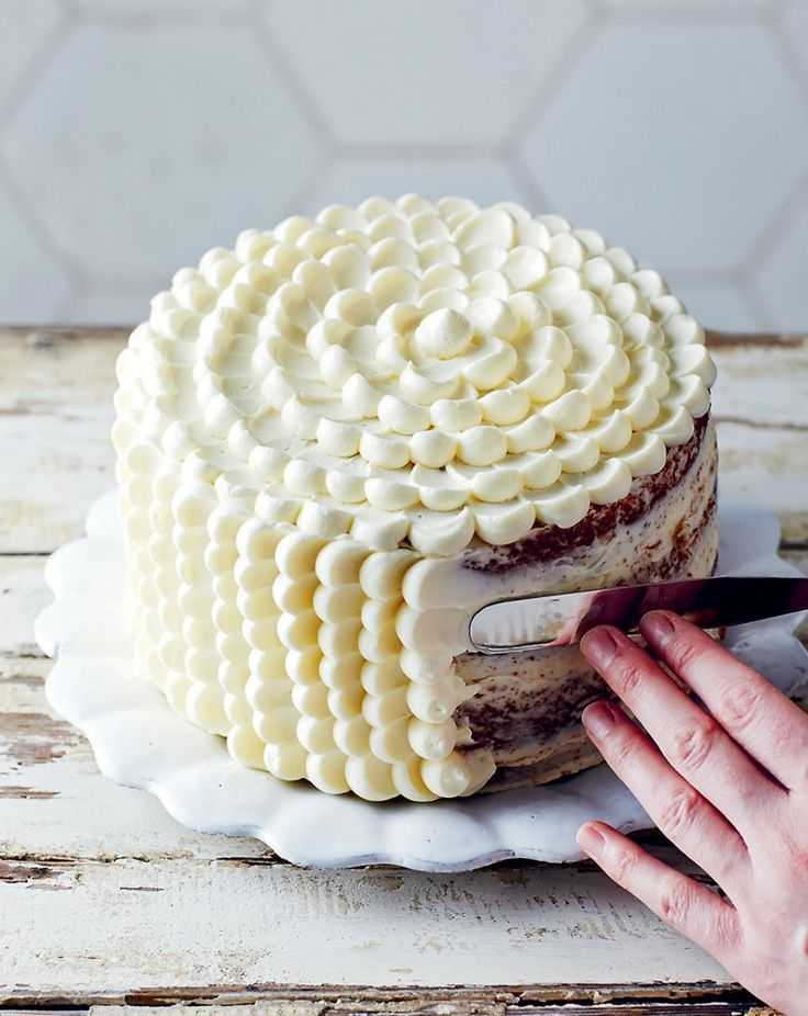 Торт на серебряную свадьбу: форма и декор символичного десерта
