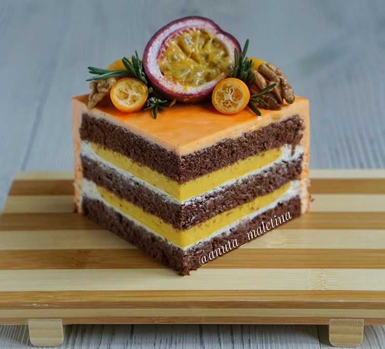 Торт манго — маракуйя