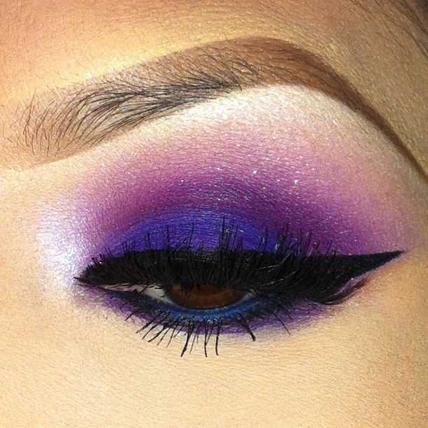 Насыщенный фиолетовый макияж (45 фото)