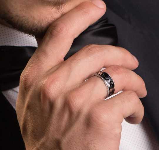 Как правильно носить кольца: руководство для мужчин
