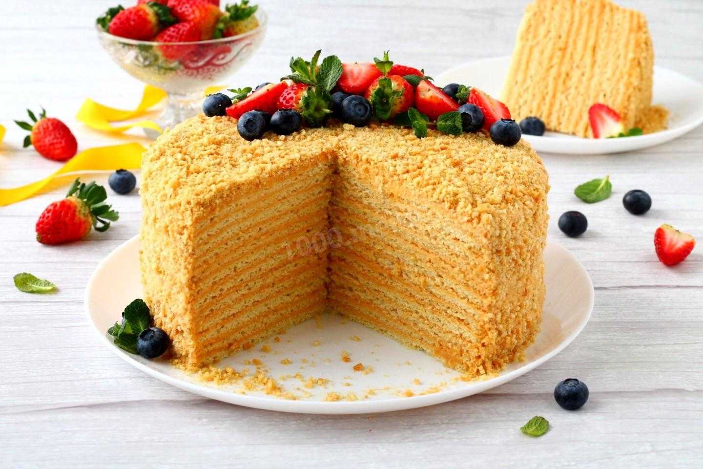 Классический торт «медовик» - 5 простых и вкусных рецептов (пошагово)