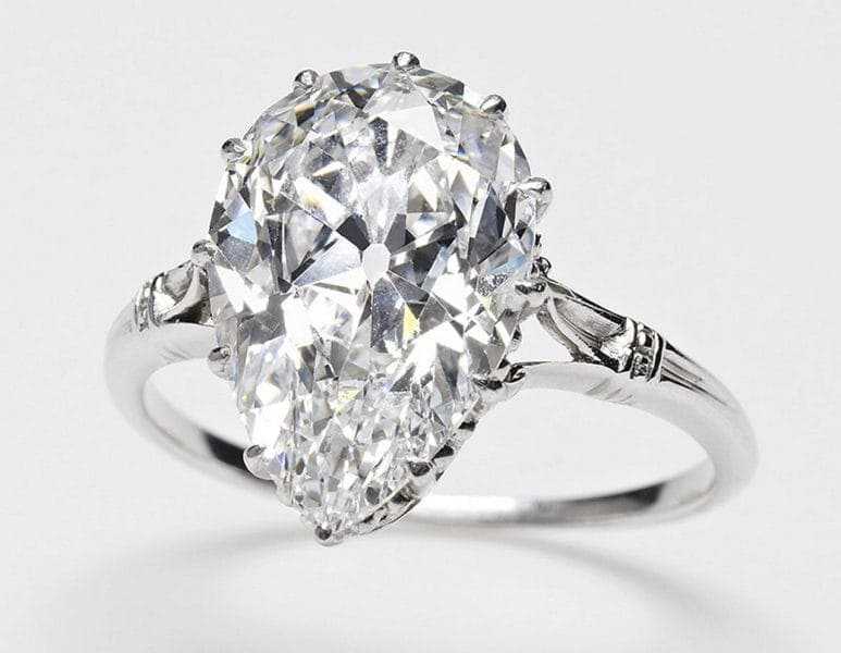 Самые дорогие помолвочные кольца в мире: эффектные украшения звезд и не только