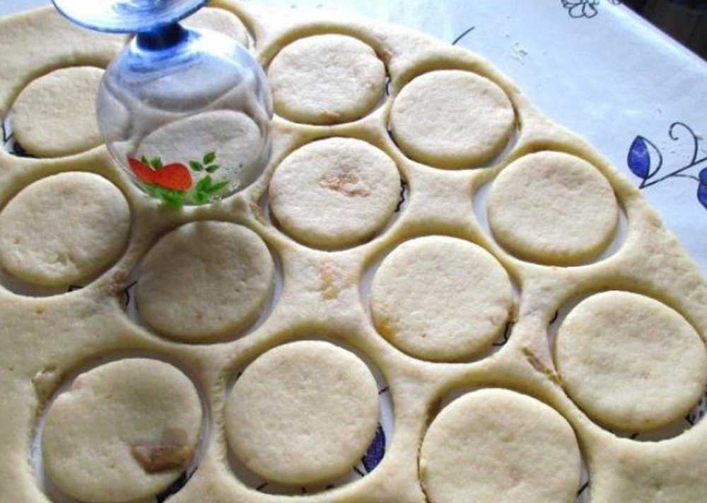 Печенье на рассоле от огурцов: 7 очень вкусных рецептов приготовления в духовке и на сковороде