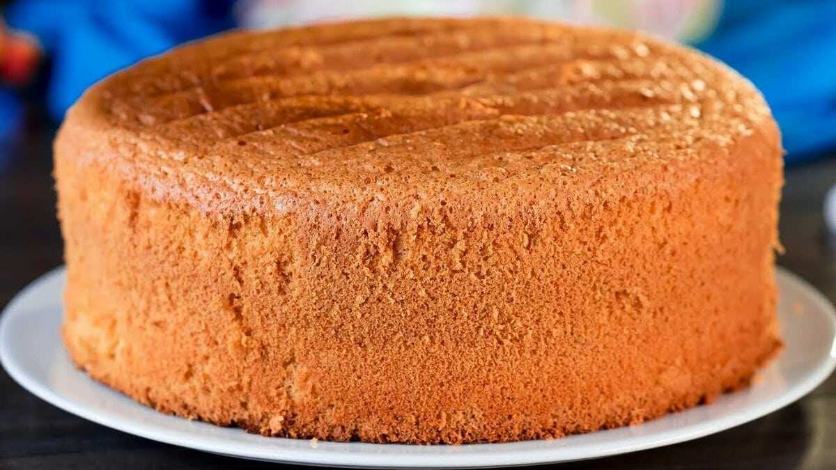 Пышный бисквит для торта в домашних условиях - 7 самых вкусный и простых рецептов