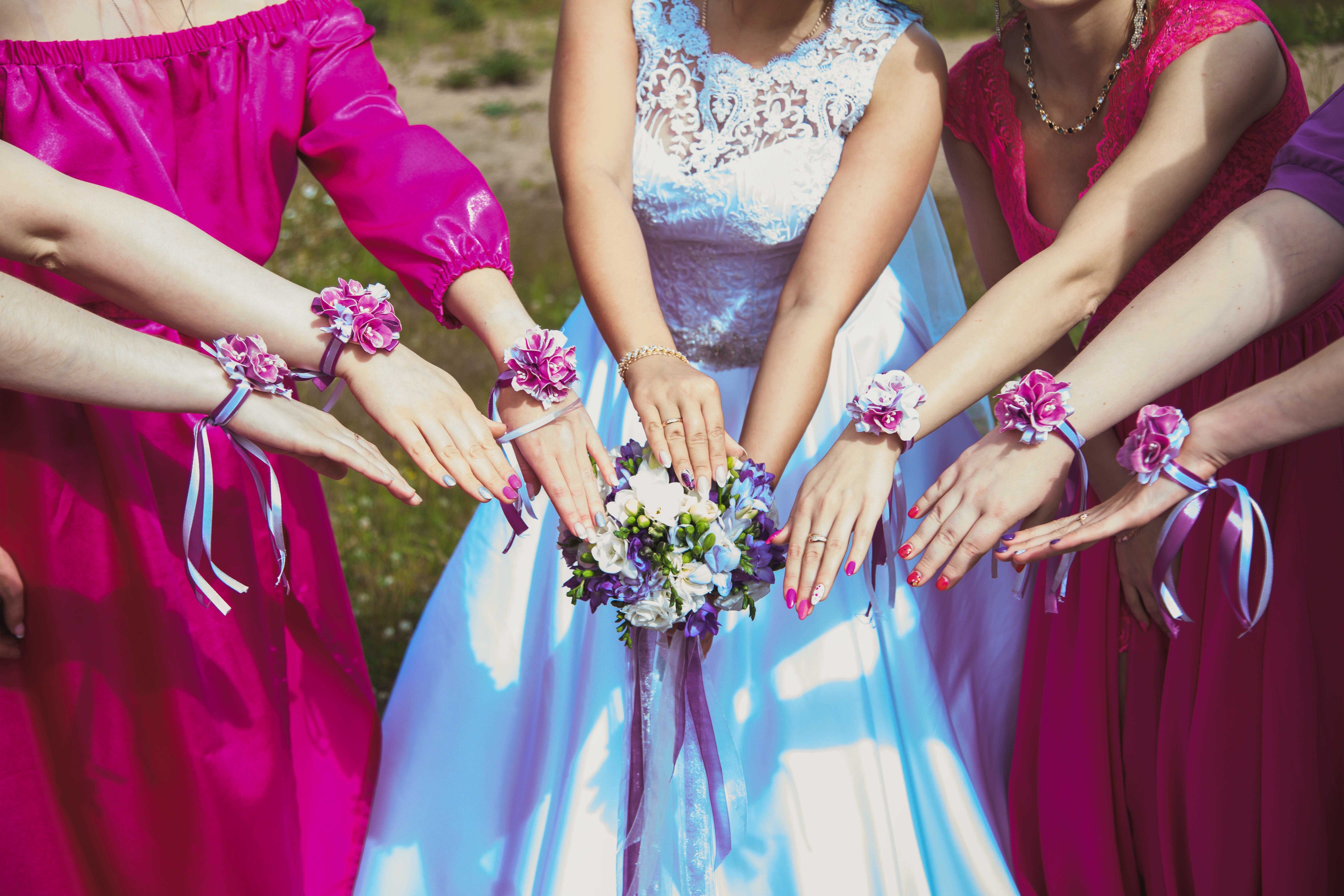 Макияж для подружки невесты: как подобрать для свадьбы, правила нанесения, фото и видео
