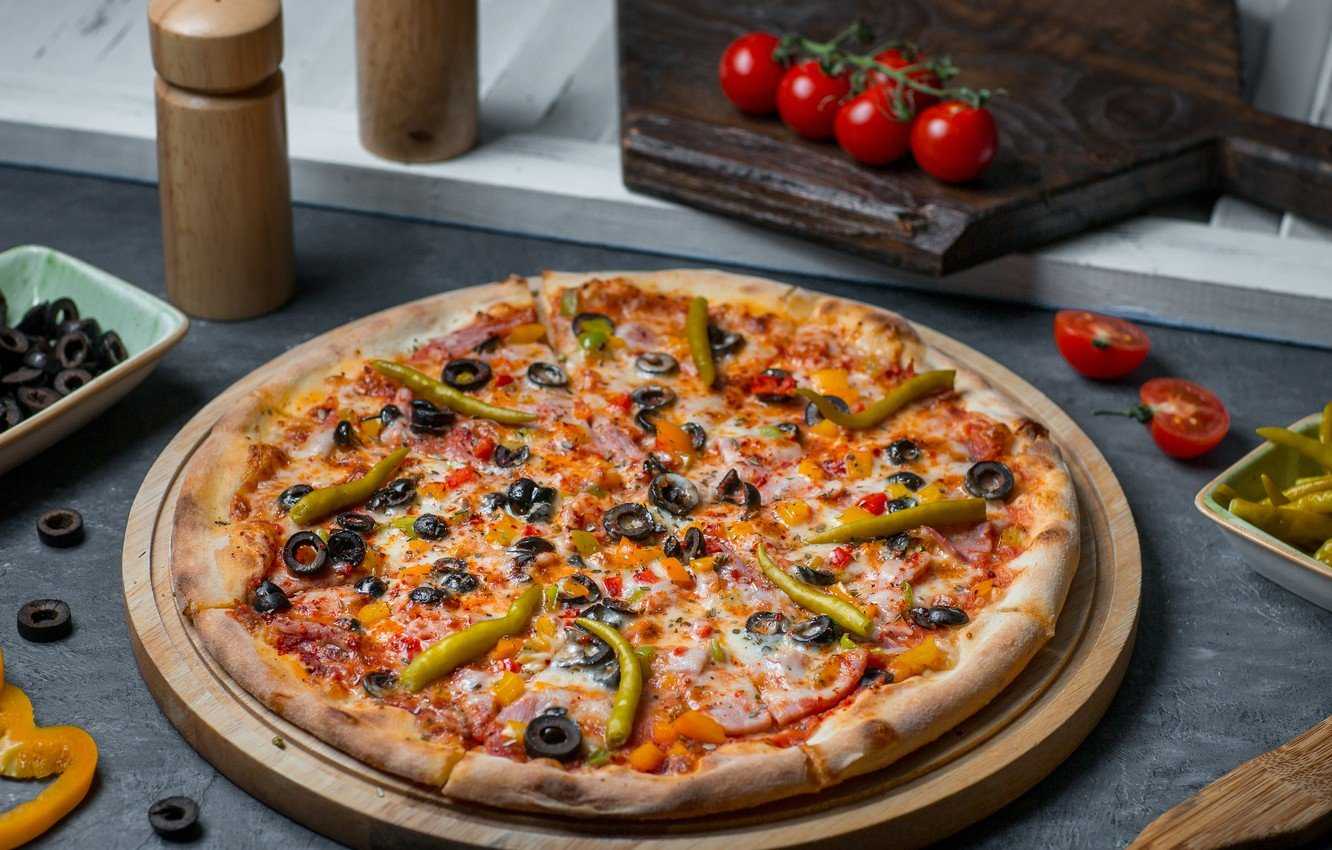 Пицца как в пиццерии в домашних условиях 🍕 (4 главных секрета) - это пицца