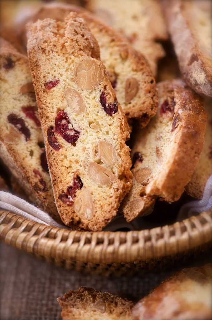 Печенье «орешки» со сгущенкой в орешнице – 6 пошаговых рецептов с фото