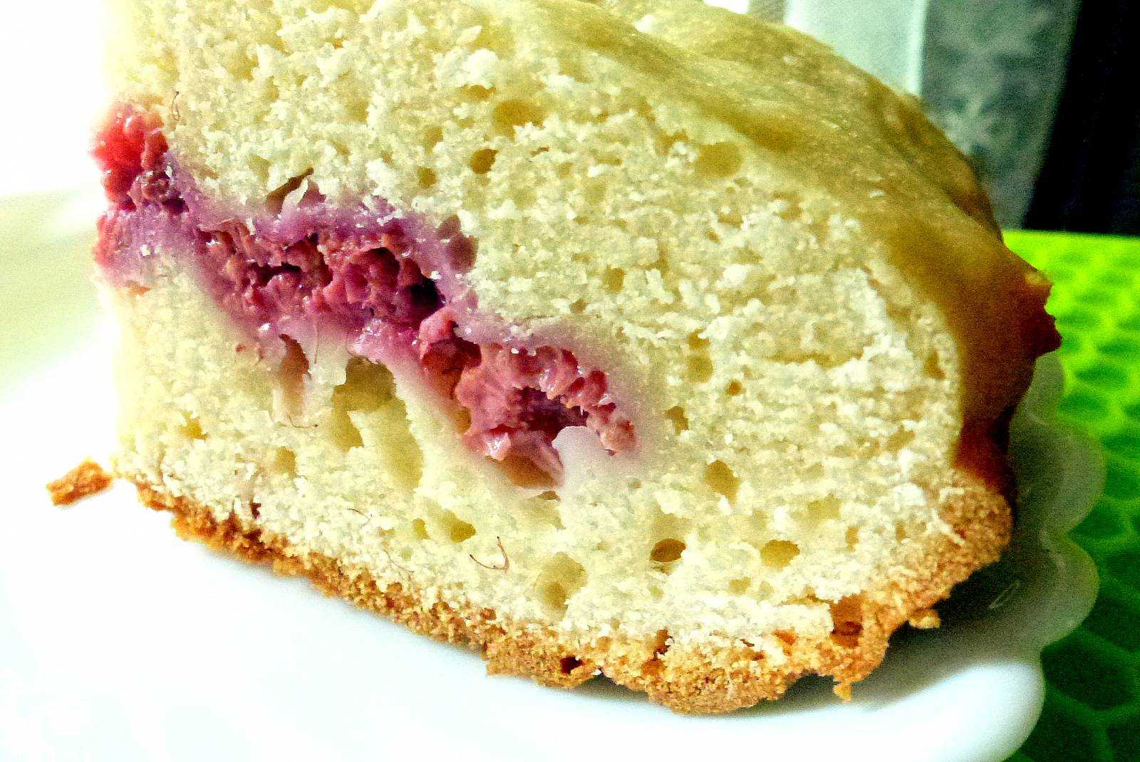 Пирог с малиной в мультиварке: просто и вкусно! :: syl.ru