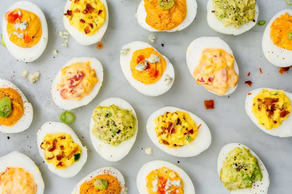 Что можно приготовить из яичных белков: 14 рецептов, и не только десертов
