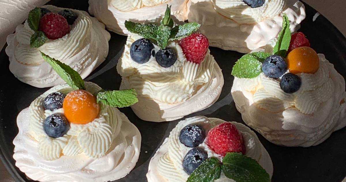 Готовим торт павлова — 5 пошаговых рецептов воздушного торта в домашних условиях