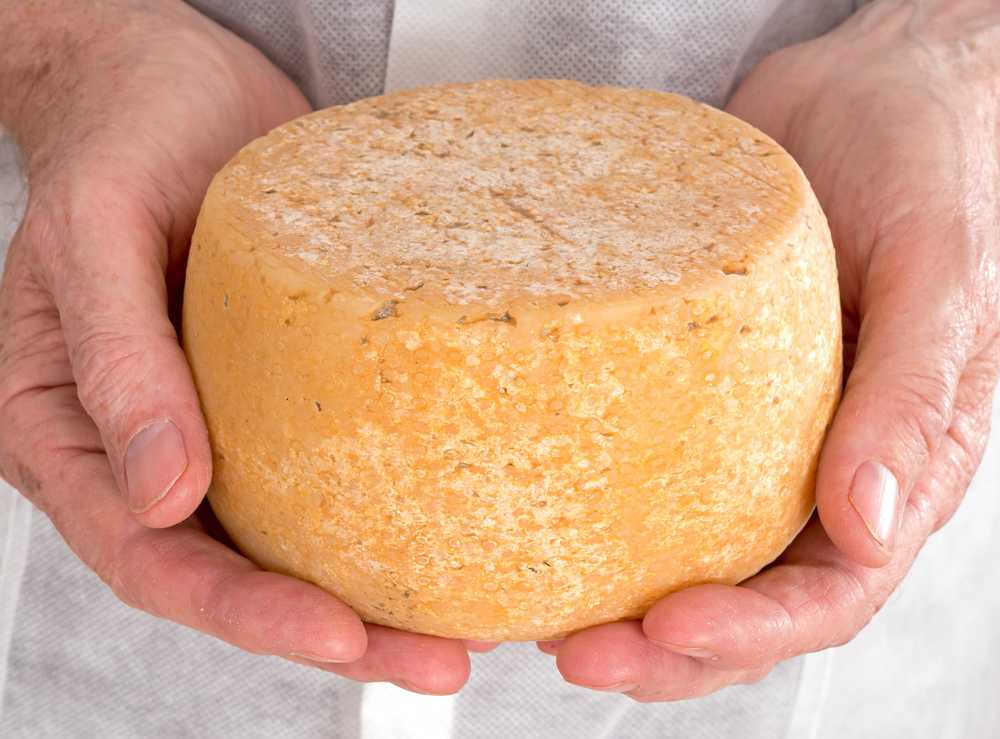 Любите нежный творожный сыр Тогда мой сегодняшний рецепт вас точно порадует - расскажу, как приготовить его в домашних условиях