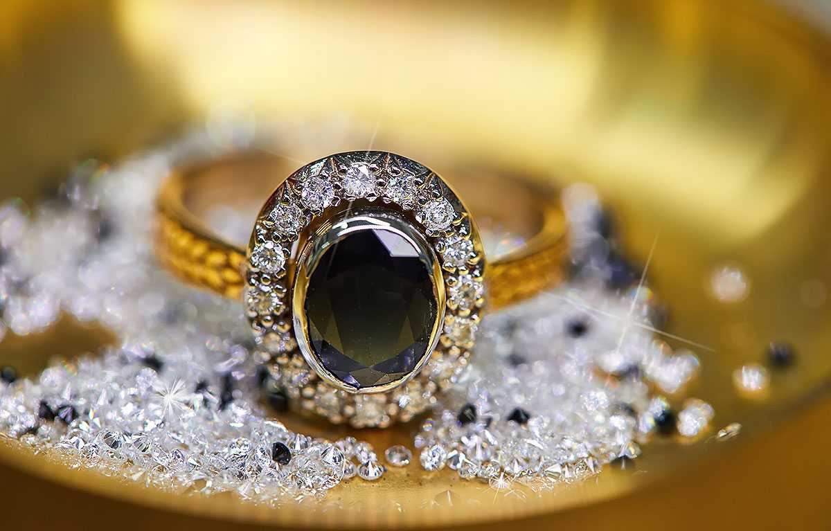 Самое дорогое кольцо в мире выполнено из цельного алмаза. на goldengod