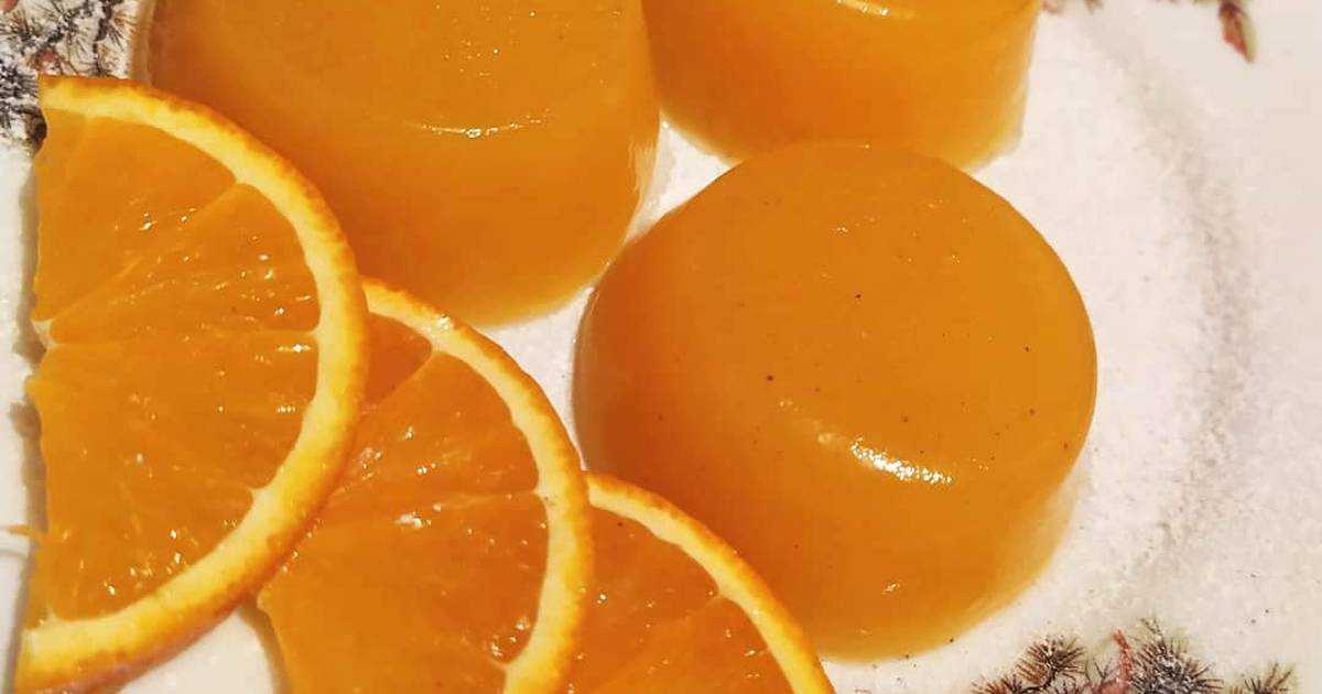 Сок из замороженных апельсинов в домашних условиях. Желе из Лимонов апельсинов мандаринов. Апельсиновое желе. Желе из апельсина. Желе в апельсине.